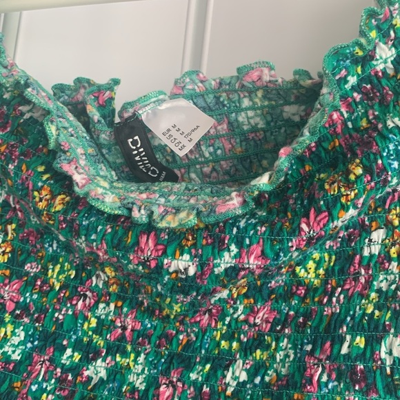 Colorful floral top - Picture 2 of 3